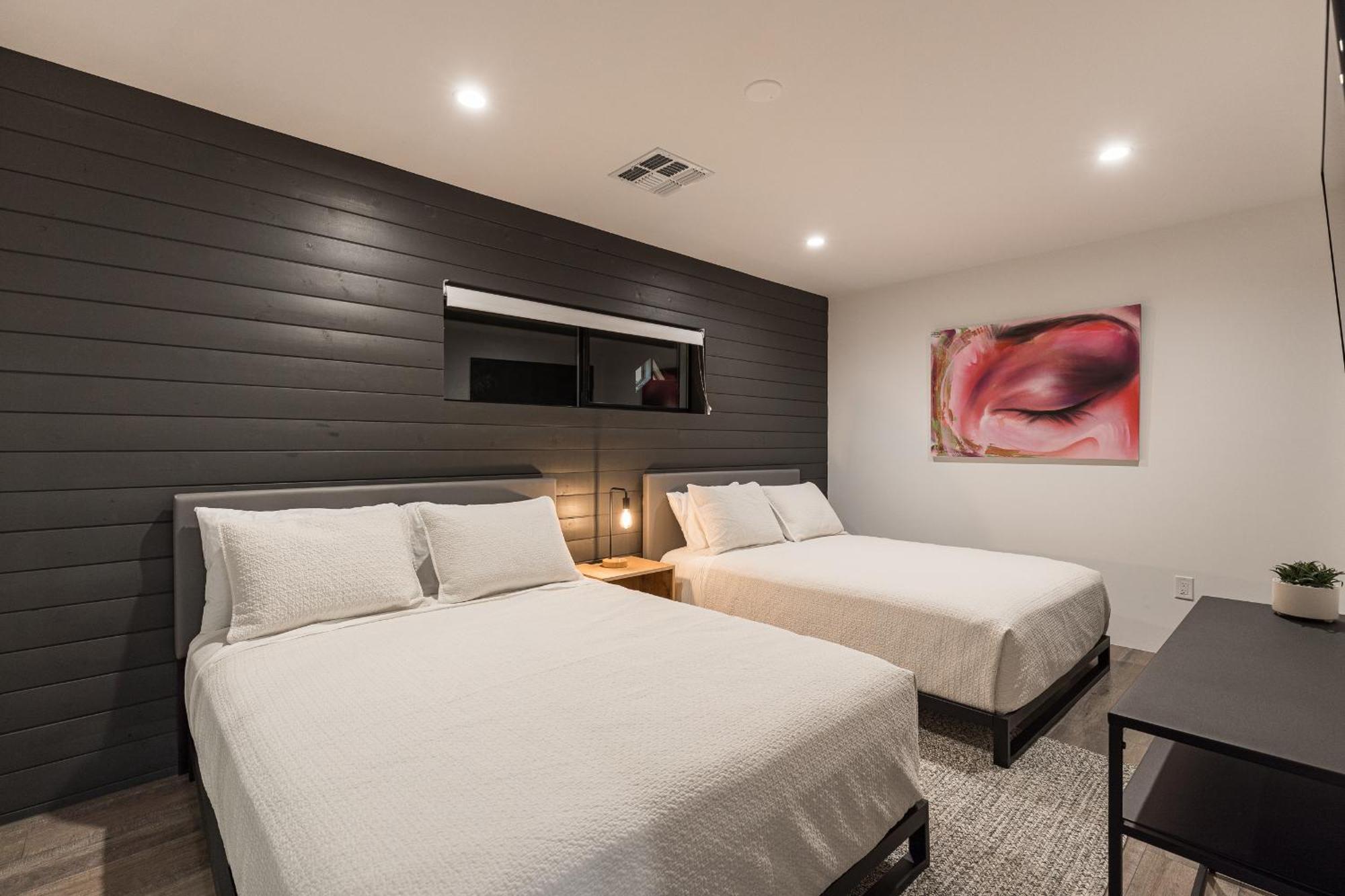 Luxury Micro-Resort, Theater, Sauna, Heated Pool Phoenix Eksteriør bilde